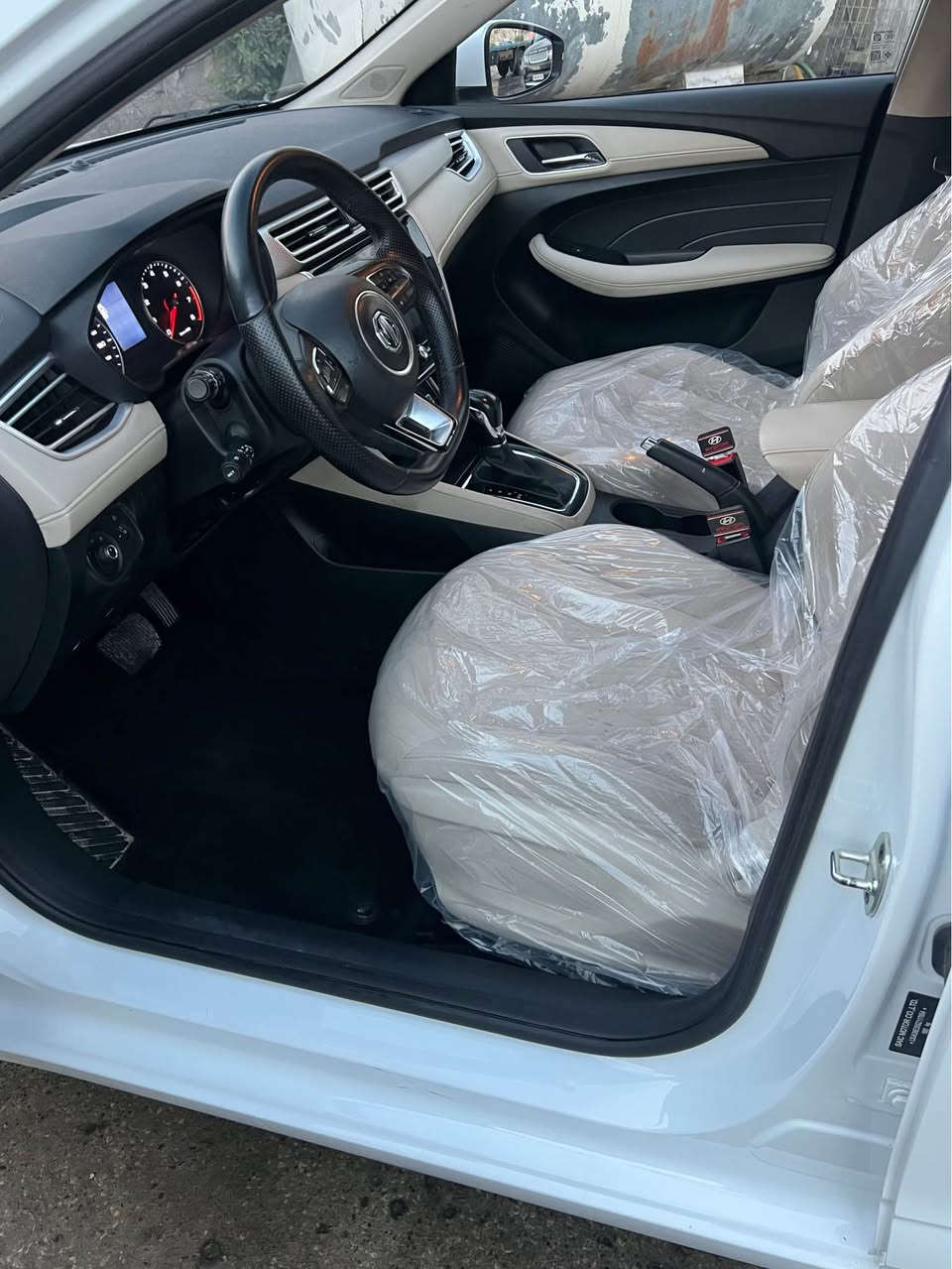 MG5_2025 
گێرو مەکینەی بەشەرت رەقم و سەنەوی ژینگەی هەموو نوێیە سیارەکە ٤٤ هەزار رۆشتوە سیارەکە بئ سبخە تەنها دو جئی کارتە دیاریم کردوە شوین کارتەکە سحری ١٠٣ مجال
*********** سوران, أربيل
