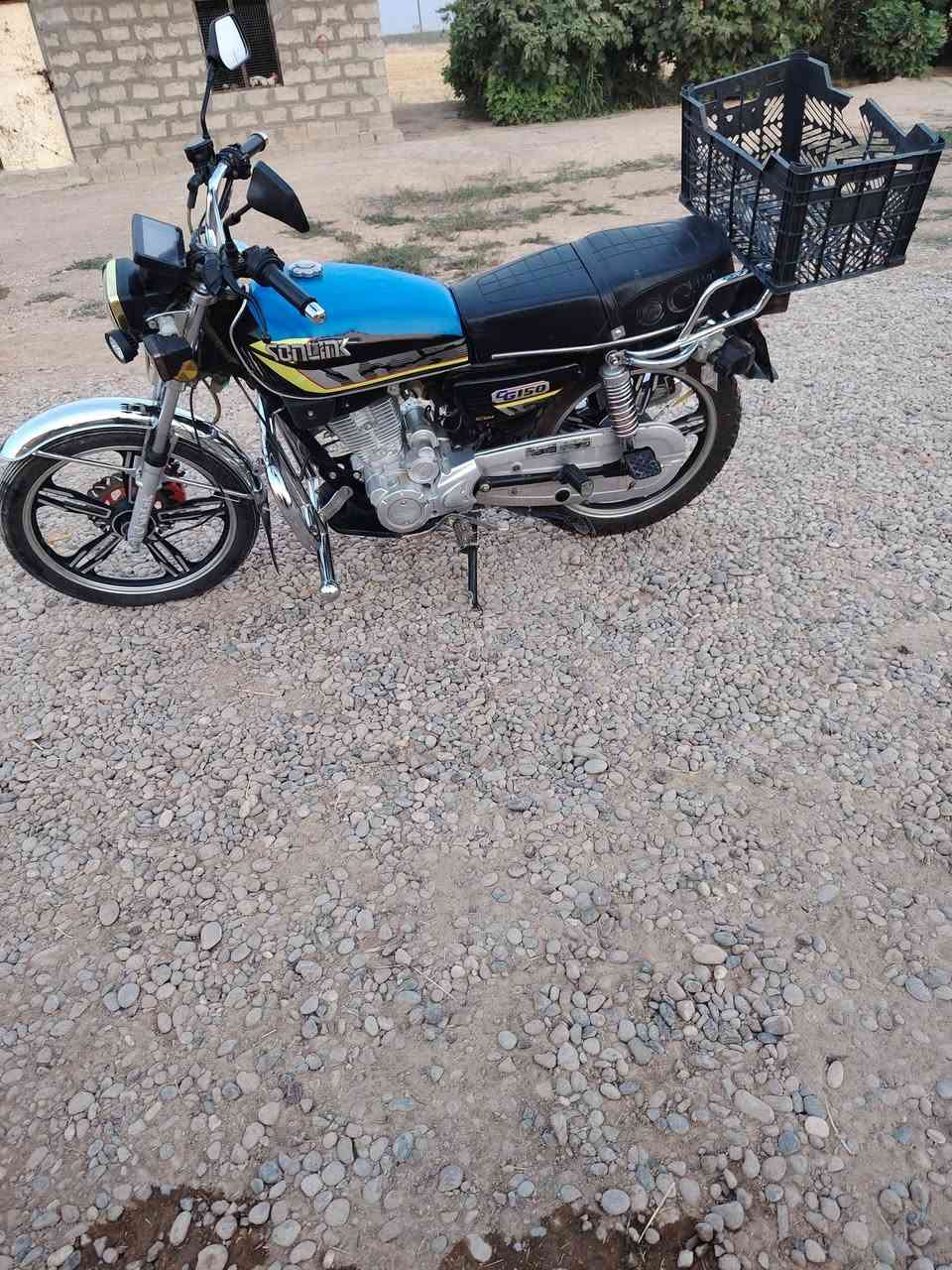 السلام عليكم ماطور للبيع  السعر 670 وبي مجال موديل 24 ***********
