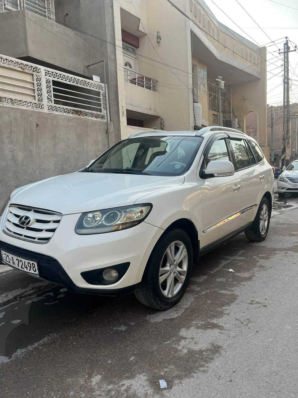 السلام عليكم
هيونداي سنتافي ٢٠١١ خليجي
محرك ٦ سلندر 
٧ راكب ٣ قطع تبريد 
فتحة سقف 
تحكم ستيرن جهتين 
شاشة اندرويد اوتو و ابل كار بلي تدعم بلوتوث وكيبل 
تخم تاير جديد 
السيارة رقم سليمانية باسمي تحويل او وكاله جاهز 
سنوية ٢٠٣٠
السيارة بيها قطع صبغ ابيع حزام 
السعر ب١١٦ وبيها مجال 
العنوان تقاطع درويش 
للستفسار الاتصال ***********
