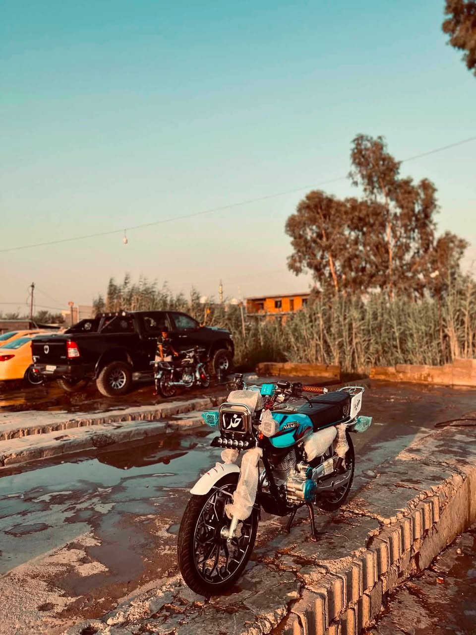 السلام عليكم نامه برو للبيع كفاله اوراق كامله دراجه جديده ماشيه 800 كيلو تعال وافحص من كلشي كامله لايت بكلايت اشاير صالنصه صوت منضومة اناره الوان جوه دراجه تخبل السعر اتصل ودلل مكاني ديالى الخالص هبهب ***********
