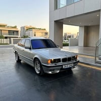 بي إم 525 • فتحة سقف • رقم تكريت