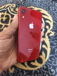 آيفون XR • ٦٤ • بصمة الوجه مشكلة