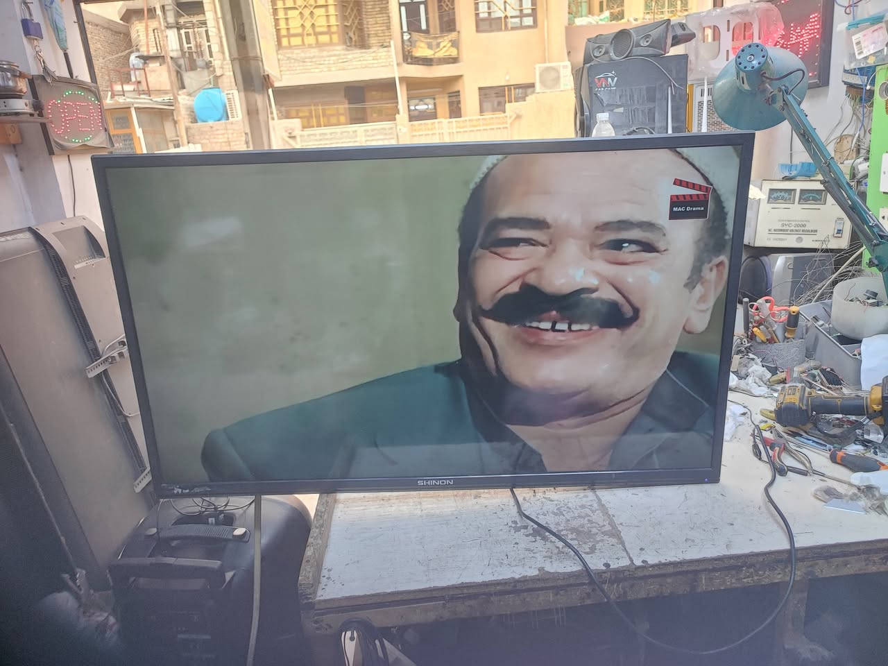 بلازما سامسونج 40 • بلازما شينون 42 • بدون توصيل