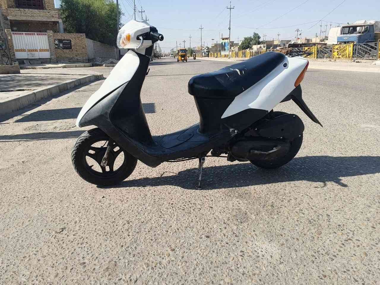 مرخصت مدير الكروب سلام عليكم شباب ساسوكي رياضي مبدل بيهه بوشه وبستم مره وحده فقط جديده  كفرات مصبوغات جماليه مكينه ناعمهه كلش تواير كلشي جديد بيهه وشغاله سلف دراجه فول مال ولد مستعجل علا بيعتهه السعر 300 وبيهه مجال  وهاذ رقمه مكلف بلنشر ***********
