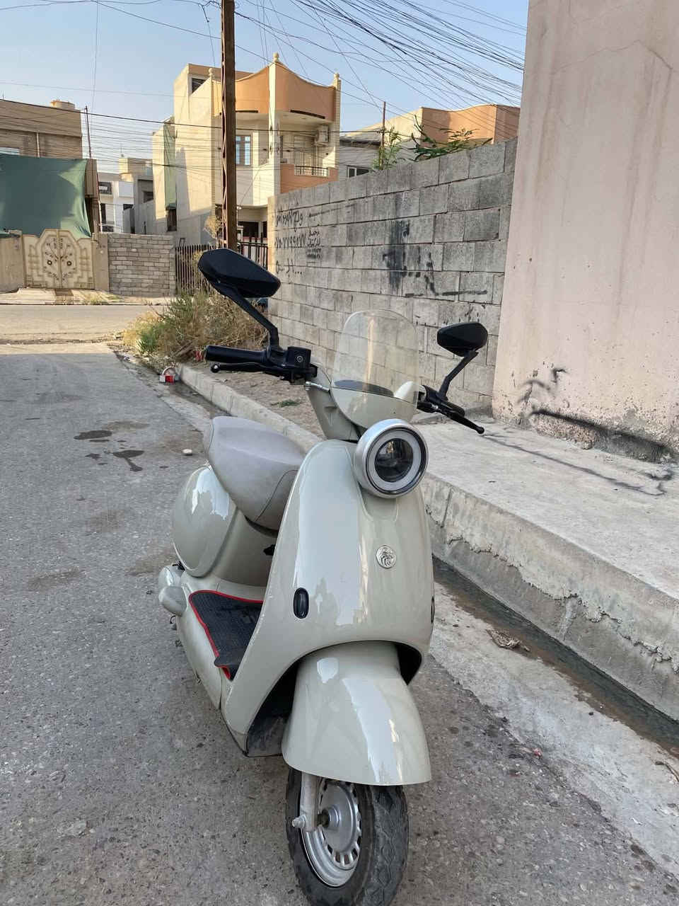 سلام عليكم ماطور شحن للبيع كلاسك ٢٠٢٦ ماطور شرط بطاريات شرط ماطور نضيف السعر ٥٠٠ وبي مجال للطيبين 
االرقم ***********
بي واتساب
