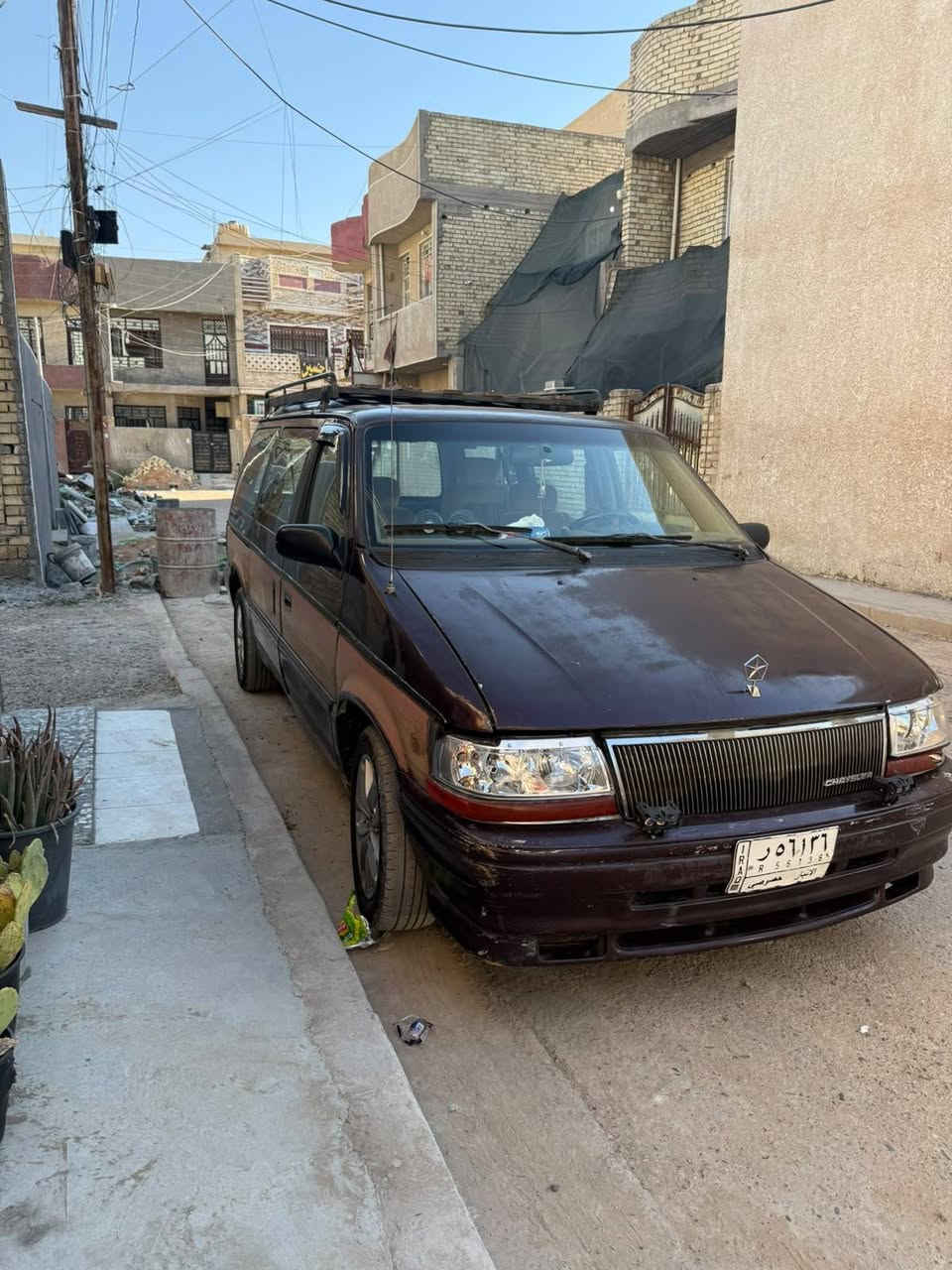 السلام عليكم دوج كليزر موديل ٩٣ شاصي طويل رقم انبار السيارة شوية يحتاجلهة تلحيضات رايدهة ب٣٠ الشراي يتصل واني خادم *********** بي واساب  مكاني البياع السويب
