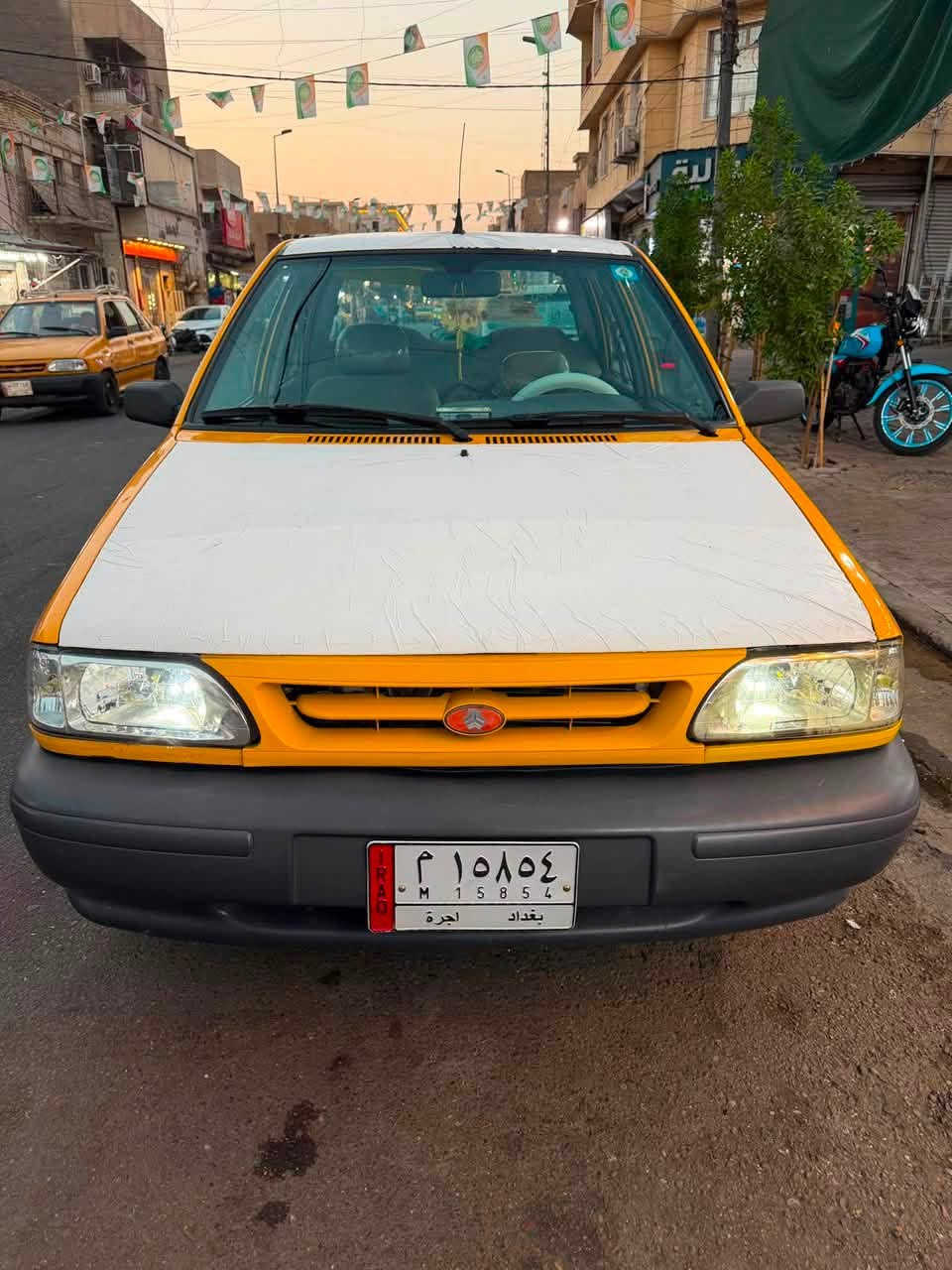 السلام عليكم للبيع سايبه موديل ١٥ كير مكينه تبريد كهربائيات كلهه كفاله بيهه شاصي جهه السايق فطر صغير ومعمر وبيهه جاملغ مبدل امامي السياره جاهزه مابيهه اي نقص تخم تاير تبريد ثلج سنويه لل ٢٧ والسياره احله من الصور تجي وتشوف بعينك مكاني بغداد الاعظميه عارضهه ب ٣٣ وبيهه مجال حك الجيه *********** دواخلهه مدوشمه كاعيه جلد
