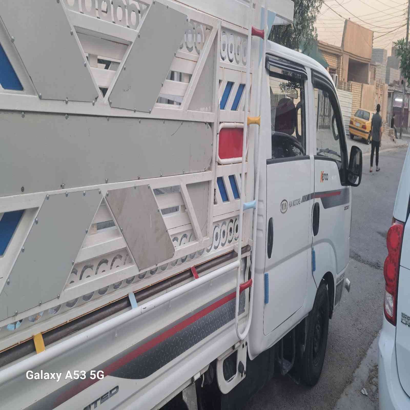 السلام عليكم
كيا بنكو دبل قماره موديل 14سنويه 2030رقم بابل نكليزي محرك  2700مكان السياره بغداد السعر 118 وبيه مجال سياره بسمي 
بكان سيارة بغداد بوب الشام  خاص مفتوح  وإذا رقمي 
*********** بغداد, العراق
