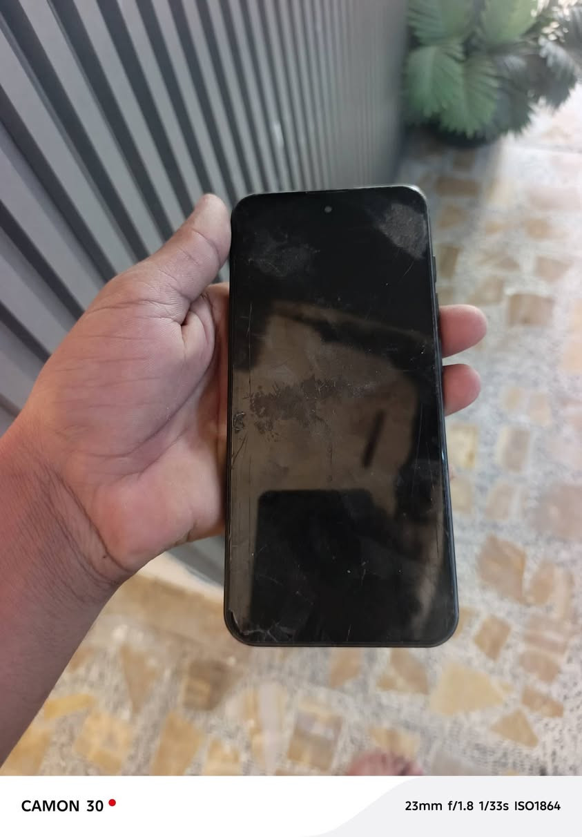 كامون 30 • شاشة تحتاج تبديل • كاميرا 23mm