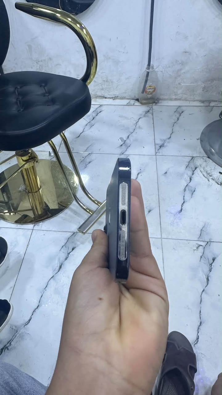 سلام عليكم 12 برو ماكس البيع 
ذاكره 512 
بطاريه 78
السعر 500قفل 
وتر بروف مامفتوح الجهاز ابلادي 
التواصل ***********

نص مكتوب في الصور:
- ٨:٥٩
- مساحة تخزين iPhone
- >
- iPhone
- المستخدم: ١٩,١١ غ.ب. من ٥١٢ غ.ب.
- ٤٩٢,٨٩ غ.ب.
- التطبيقات iOS بيانات النظام
- الحجم ⇕
- البودكاست
- ١٣٥,٢ م.ب. >
- الموسيقى
- ١٠٩,٥ م.ب. >
- الخرائط
- ١٠٣,٢ م.ب. >
- المساحة الحرة
- ٨٨,٩ م.ب. >
- تحديد الموقع
- ٨٨,٨ م.ب. >
- Watch
- ٨٤,٩ م.ب. >
- الكتب
- ٧٧,٨ م.ب. >
- الصور
- آخر استخدام: اليوم
- ٧٢,١ م.ب. >
- اليووميات
- ٤٥,٤ م.ب. >
- ٣٢,٢ م.ب. >
- التطبيقات
- المنزل
- ٤,٨ غ.ب. >
- ۸:۰۹
- حول
- الاسم
- < iPhone
- إصدار iOS
- < 26.6.2
- اسم الطراز
- iPhone 12 Pro Max
- رقم الطراز
- MGCT3LL/A
- الرقم التسلسلي
- F2LDN6BN0D4C
- سجل تاريخ القطع والخدمة
- الأغاني
- الفيديوهات
- ۱۰
- السعة
- ٥١٢ غ.ب.
- متوفرة
- ٤٩٢,٧٨ غ.ب.
- Wi-Fi عنوان
- 98:60:CA:AC:83:4D
- Bluetooth
- 98:60:CA:B0:57:02