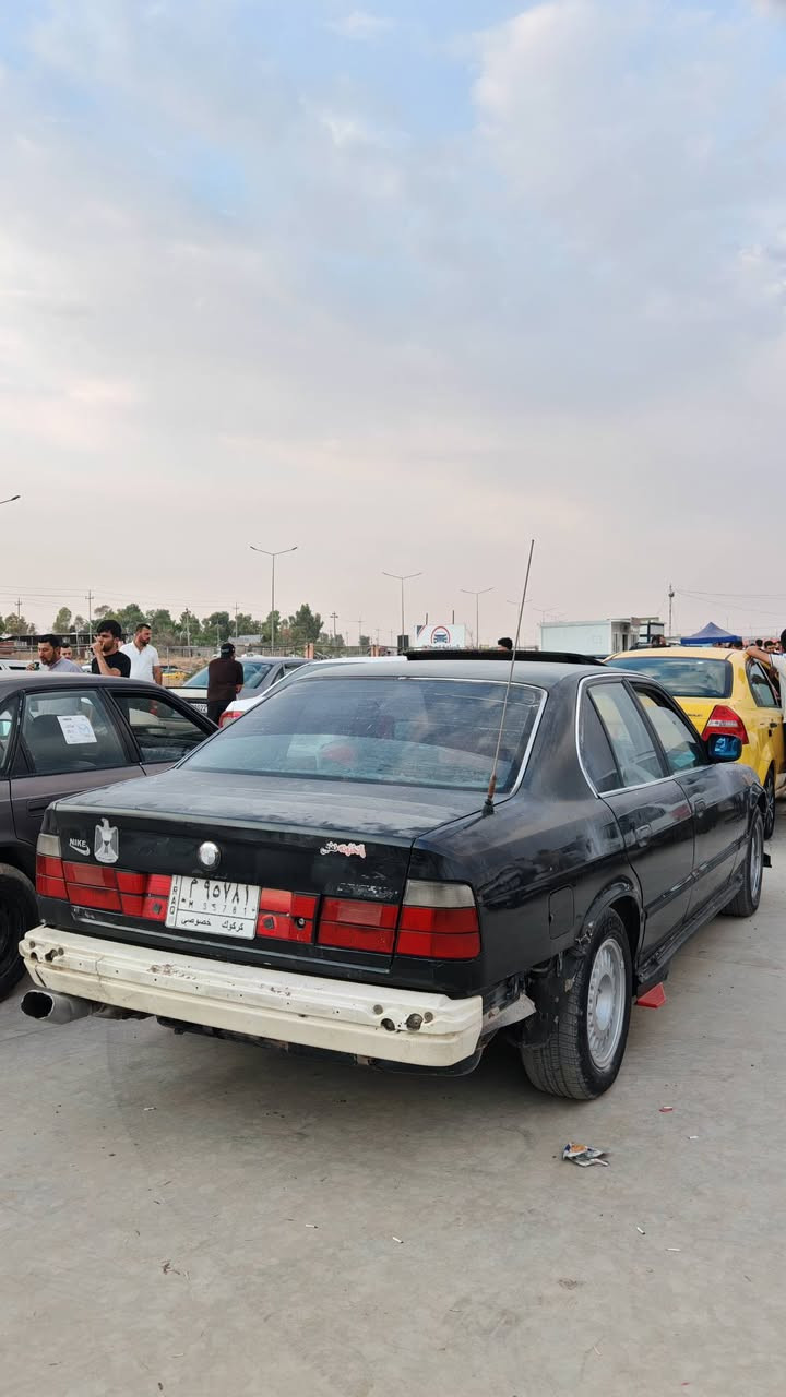 سلام عليكم
بي ام دبليو
موديل 1988
سياره مابيه ضربه
رقم كركوك تحويل وكاله بشرط
مكينه كير بشرط
محرك 530i
سعرها 45 وبيها مجال
سياره موجوده ب كركوك 
او مراوس بسياره تكسي
رقم الهاتف ***********
