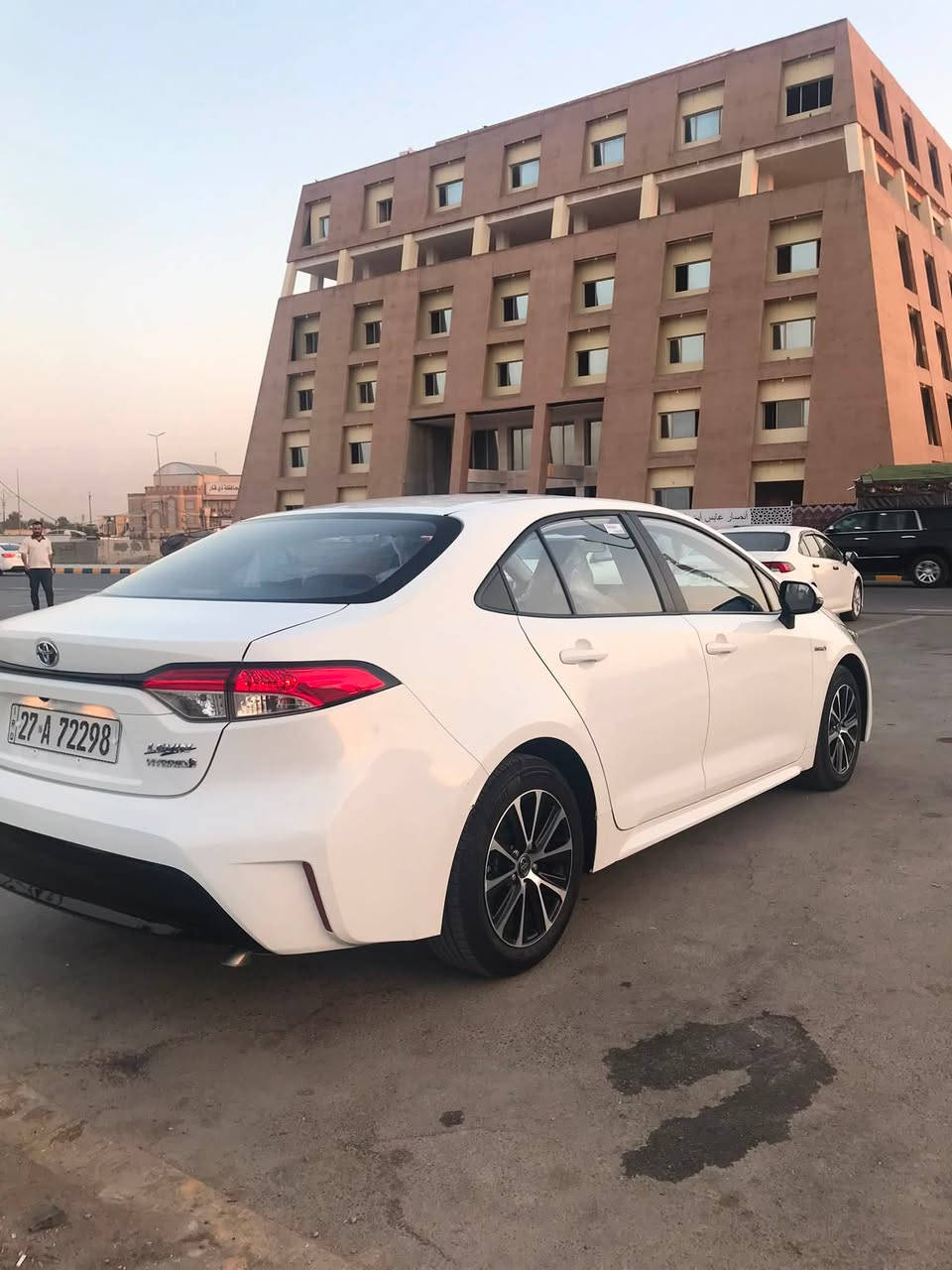 كورلا2024 شكل الامريكي محرك 1800 هايبرد داخل جلد اسود رقم ذي قار بسمي السيارة
كفالة عامه حتى بارد 
ماشية49الف
 جديده
❇️محرك 1800 هايبرد شحن ذاتي 
❇️بصمه + دخول ذكي 
❇️هاندر بريك بصمه + اوتو هولد
❇️رادار امامي 
❇️سياقه اليه 
❇️تبريد قطعتين 
❇️تبريد بيانو شاشه 
❇️شاشه ابل كار بلي + كامره خلفيه دواره 
❇️مانع نزلاق + مود درايف +  ايفو مود 
❇️6  ايرباك
❇️حساس لايت كامل اوتو عالي ناصي اوتو + حساس ظغط اطار 
❇️تحكم سترين كامل فول 
❇️لايت زينون + لد نهاري + اشاره لد  
***********
145ومجال بسيط
