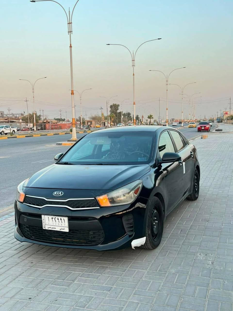 سلام عليكم كيا ريو موديل 2020 للبيع فقط وارد امريكي ضربتها جاملغ وبنيد ما عابره الضربه وتبديل قبق الجنطه ما ناقصه اي شي السياره جاهزه سعرها 82 وبيهة مجال بسيط للاستفسار ***********  ملاحضه السياره معوقين 5اشهر وتتحرر
