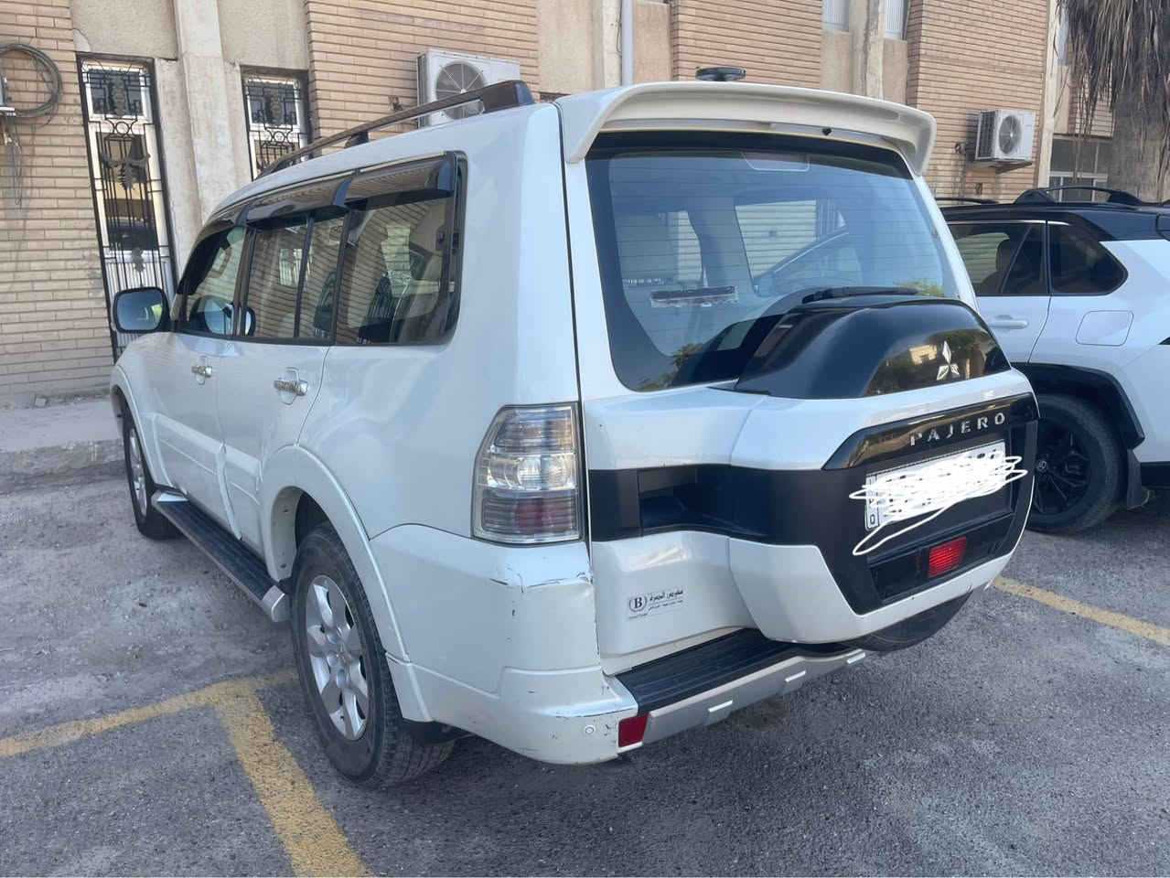 باجيرو ٢٠١٥ حبتور للبيع او مراوس 

مكفول كير  ومحرك  
مكفولة من صبغ والتبديل 
ماشيه ١٢٠ الف كم
 مواصفات الحبتور فتحة / بلوتوث / مراية شفط / محرك ٣٥٠٠ / كرسي كهرباء / كير تو ويل فور ويل ثكيل وخفيف /لايت العادي زنون / سماعات دمام 
سنويه جديد / هزة جديد 

السعر 27 مليون
العنوان بغداد / الاعظمية سيارة تجي تشوفها وتدلل
الرقم : واتساب
*********** بغداد, العراق

