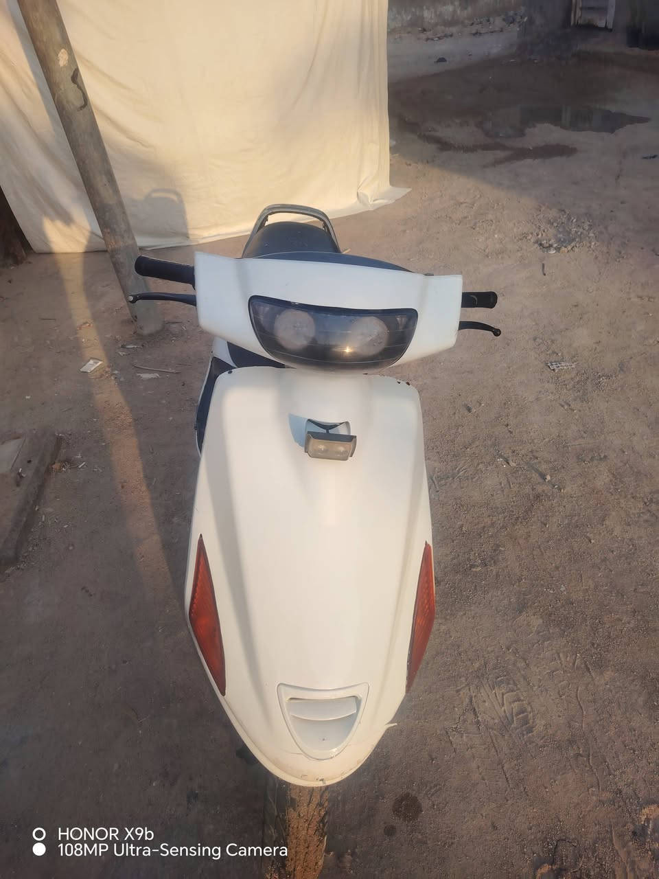 فراشه نثيه للبيع سعر 450
مفتوحه مره وحده
سلف
كهربائيات شغاله
هندر
كلجات بلاد
هورن مع لايت زنون ٧ ألوان مختلفه
ماناقصها شي ومو سعرها

للتواصل ***********
وتساب فقط

نص مكتوب في الصور:
- HONOR X9b
- 108MP Ultra-Sensing Camera
- HONOR X9b 108MP Ultra-Sensing Camera