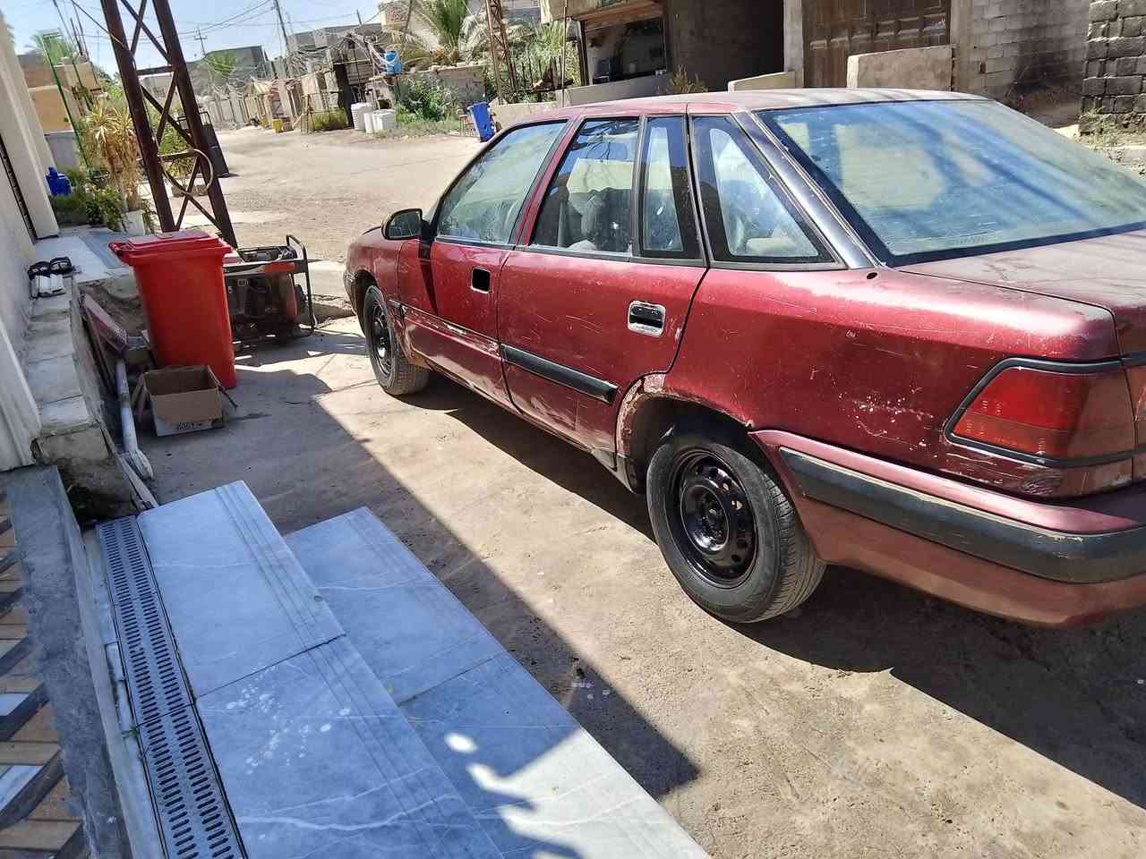سياره للبيع اسبرو موديل 95 محرك كير زينات بدون ضربه ولا صبغ بيها نواقص قليله تحويل مباشر السعر 13ورقه هذا رقمي *********** محرك مفتوح كير عادي
