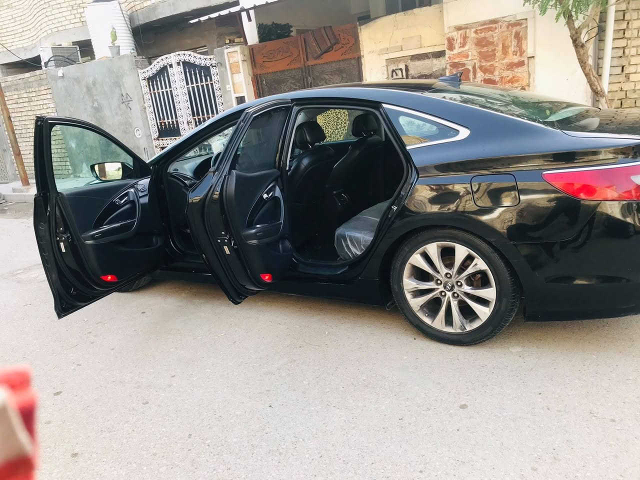 ازيره • ٢٠١٢ • وارد امريكي