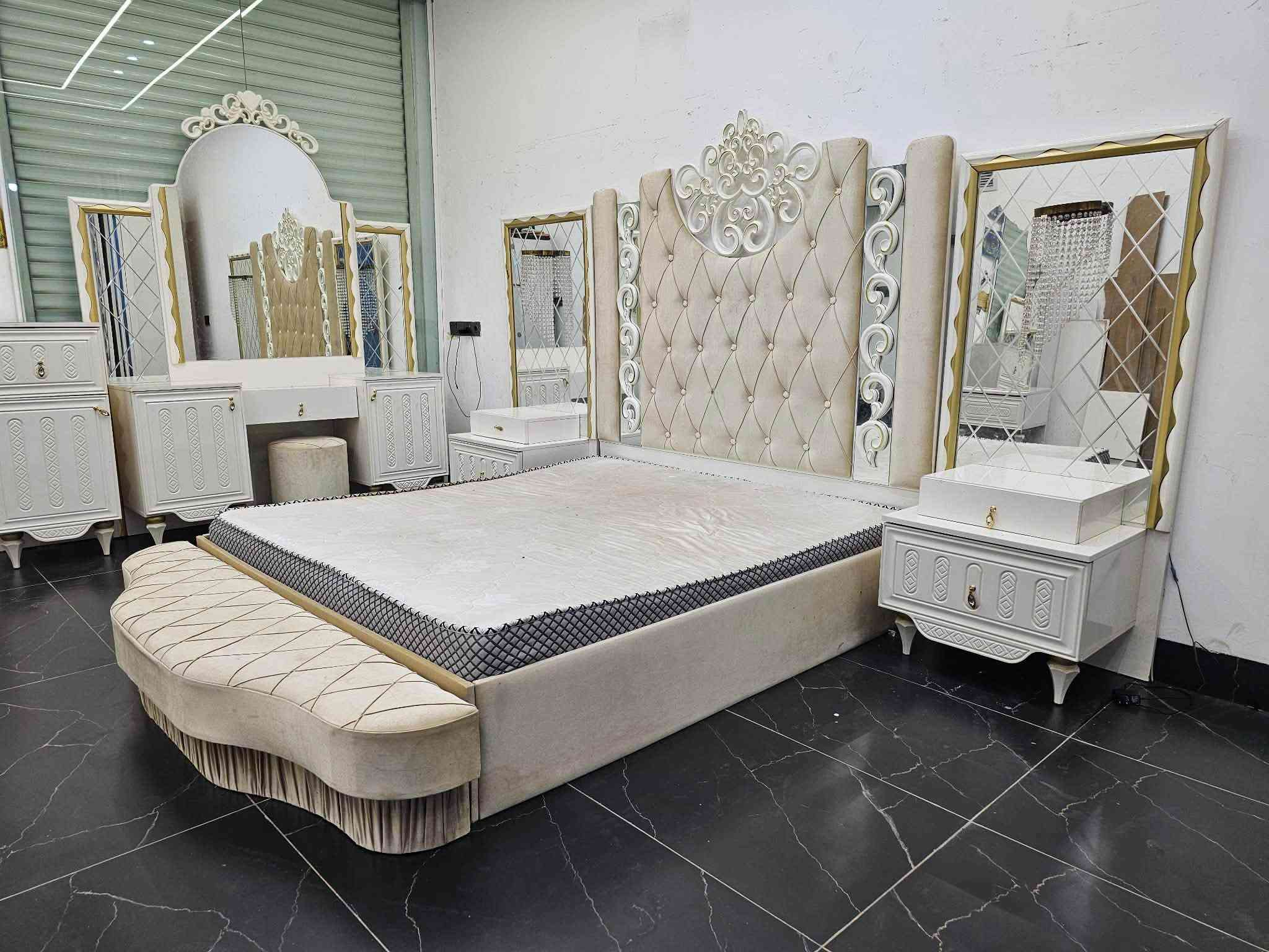 غرفه نوم ملكي 👑 9 قطع لوك صفر كامل انارات لمس اي استفسار اتصال رقم عنوان كركوك ***********
