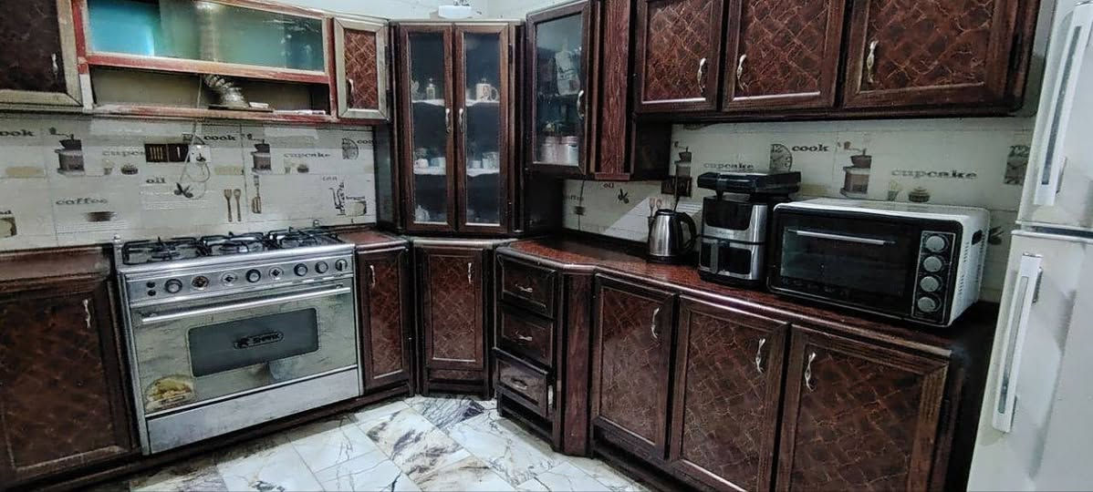 سلام عليكم كاونتر 6 قطع للبيع مستعمل
السعر 300 وبي مجال مال جيه لان عندي شيله
ماخذة مستعمل ب ٥٥٠
الكوت حي الجامعة
***********
