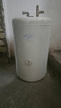 سخان • مستعمل • نظيف