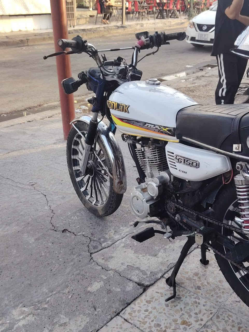 دراجه إيراني للبيع موديل 24 
الدراجه 5 گير مكينتها حجم 200cc اوراقها موجوده منفيس بيها نضيفه بيها نقوصات بسيطه 

تايرات كله جديد زنجيل بكره خلفيه واماميه  جدد تانكي وصفاحيات جدد الواقيه مال الزنجيل موجوده اني ما شادها 

السعر 500 وبيها مجال مكاني الدوره 

موشراي لاتعلق 

للاستفسار *********** واتساب فقط
