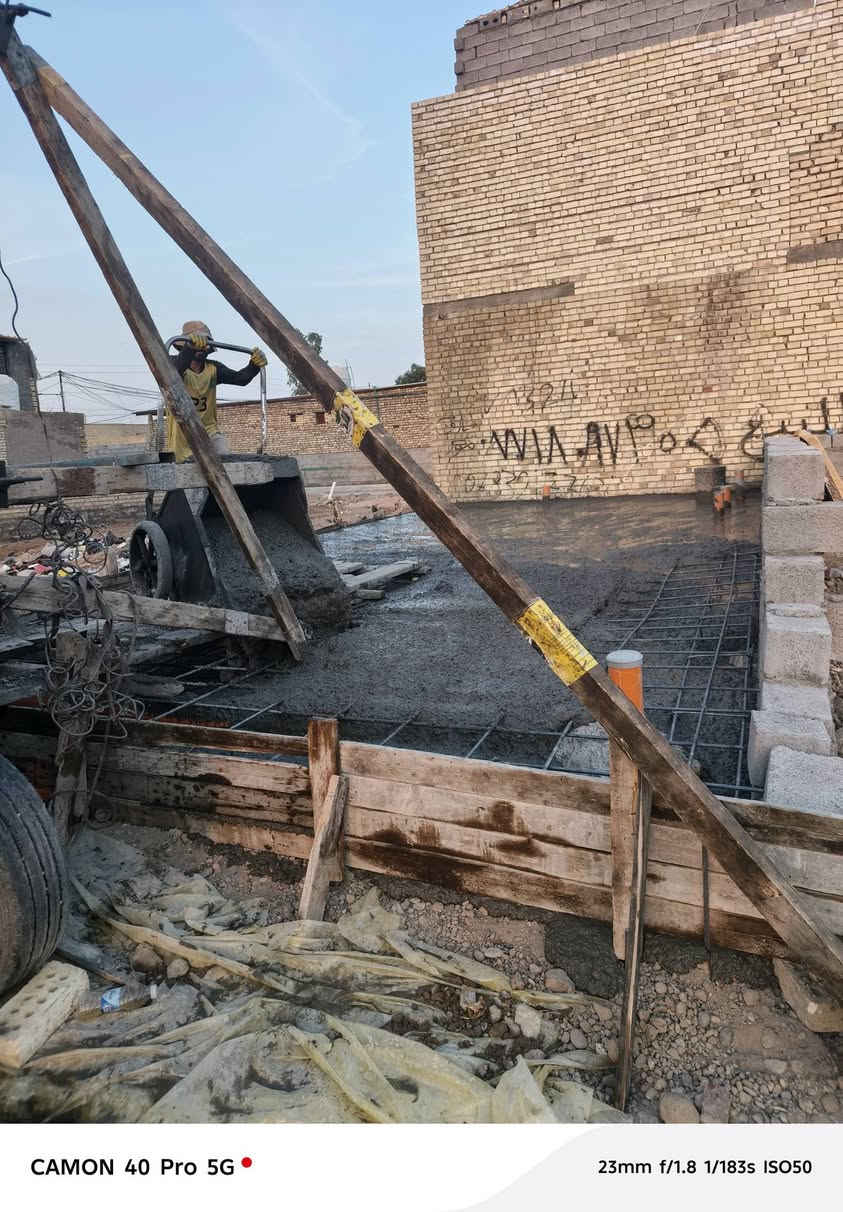 للبيع قطعه 50متر جاهزه للبناء مسويله تسليح ومجاري وصب جاهز ورى البزل قريبه عالشعب تكدر تجي ونشوف البناء ماشالله العالم كلها جاي تبني زراعي *********** أو تراسلني خاص 15 مليون وبيها مجال

نص مكتوب في الصور:
- 38S MB 46085 99735 ij34 m 38S 446085 3699735 1:10,060 17/20 200 m n 478 m 203.0° ij+0 m 478 m مكان القطعة السده الشعب Google