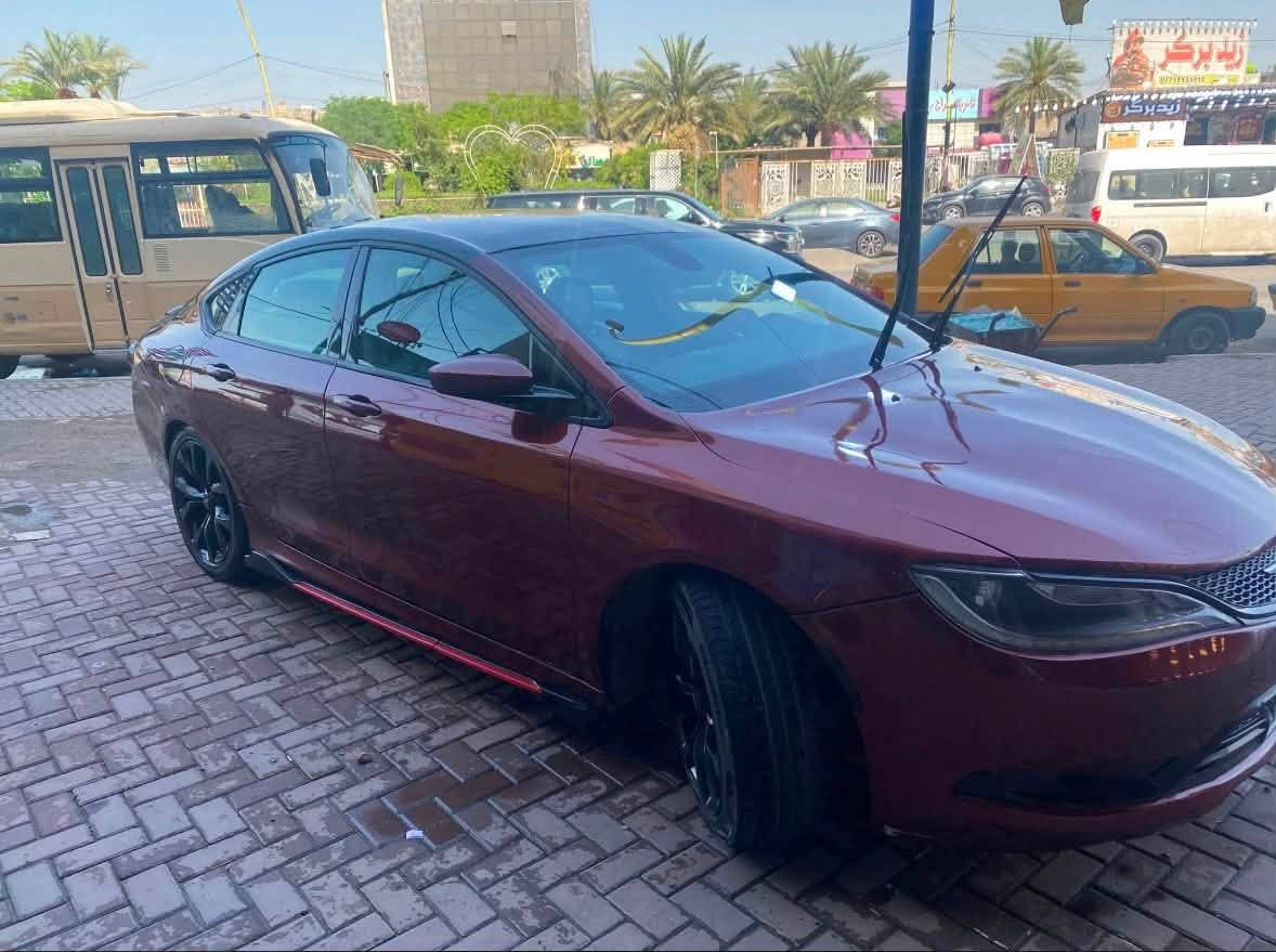 السلام عليكم كرايسلر c200 كلشي واضح بالسونار 
السعر 67$ وبيها مجال ان شاء الله
***********
