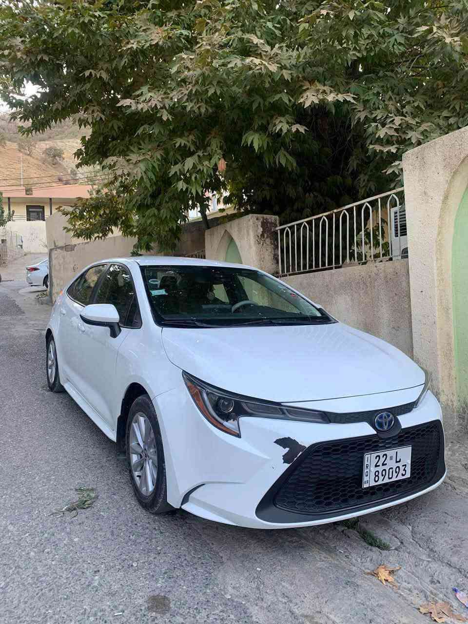 كورلا هايبريد 2022 موصفات LE.  شاشه كامره حساس  رادار. امامي  تحديد سرعه. رادار جام  بصمة   موصفات LE معروفة. رقم و سنوية جاهز اب اسمي تحويل و غرامة. اب شرط. ***********. واتساب    مكان سيارة اربيل.

