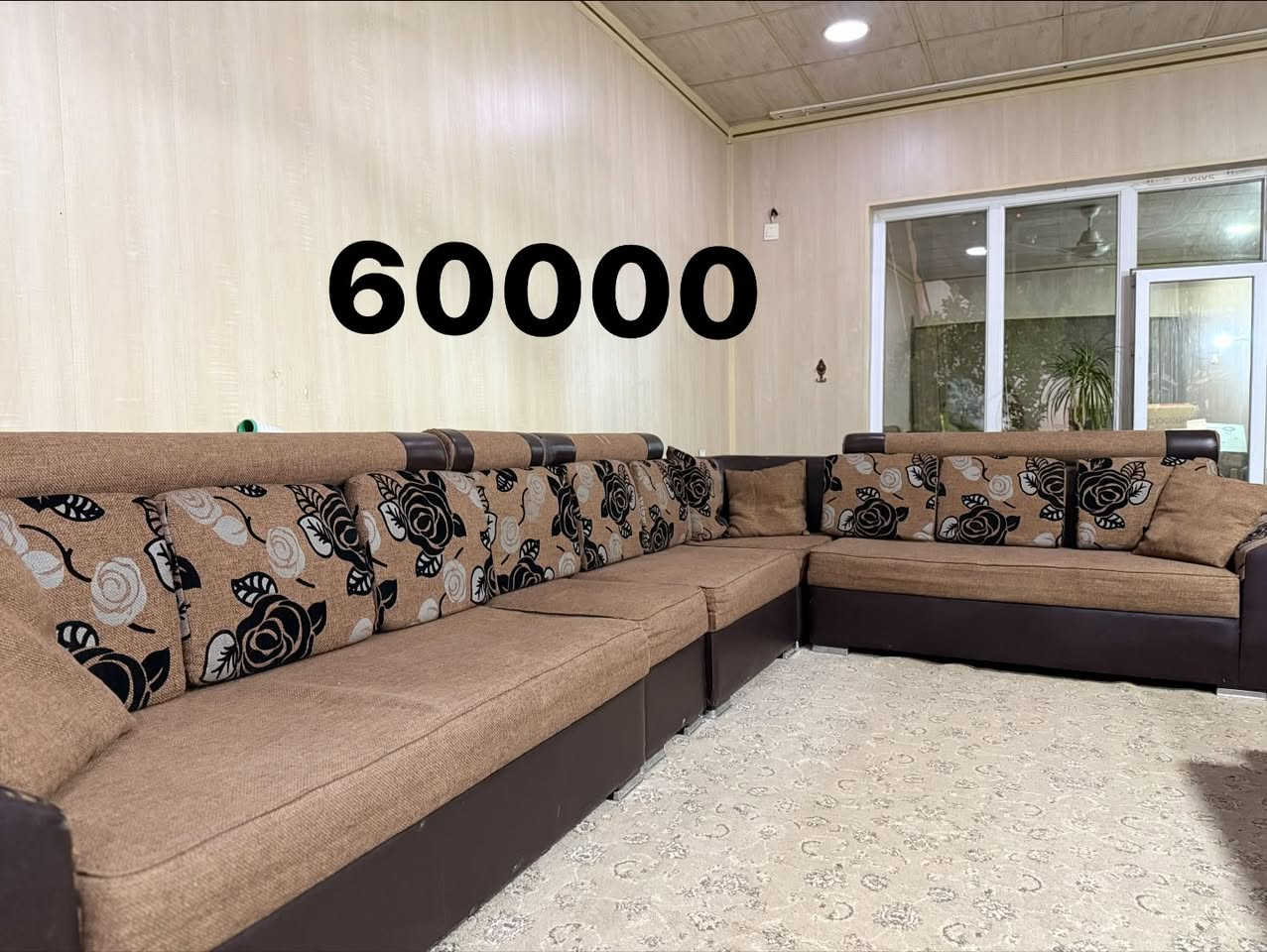 سڵێمانی 
***********

نص مكتوب في الصور:
- 40000
- 60000