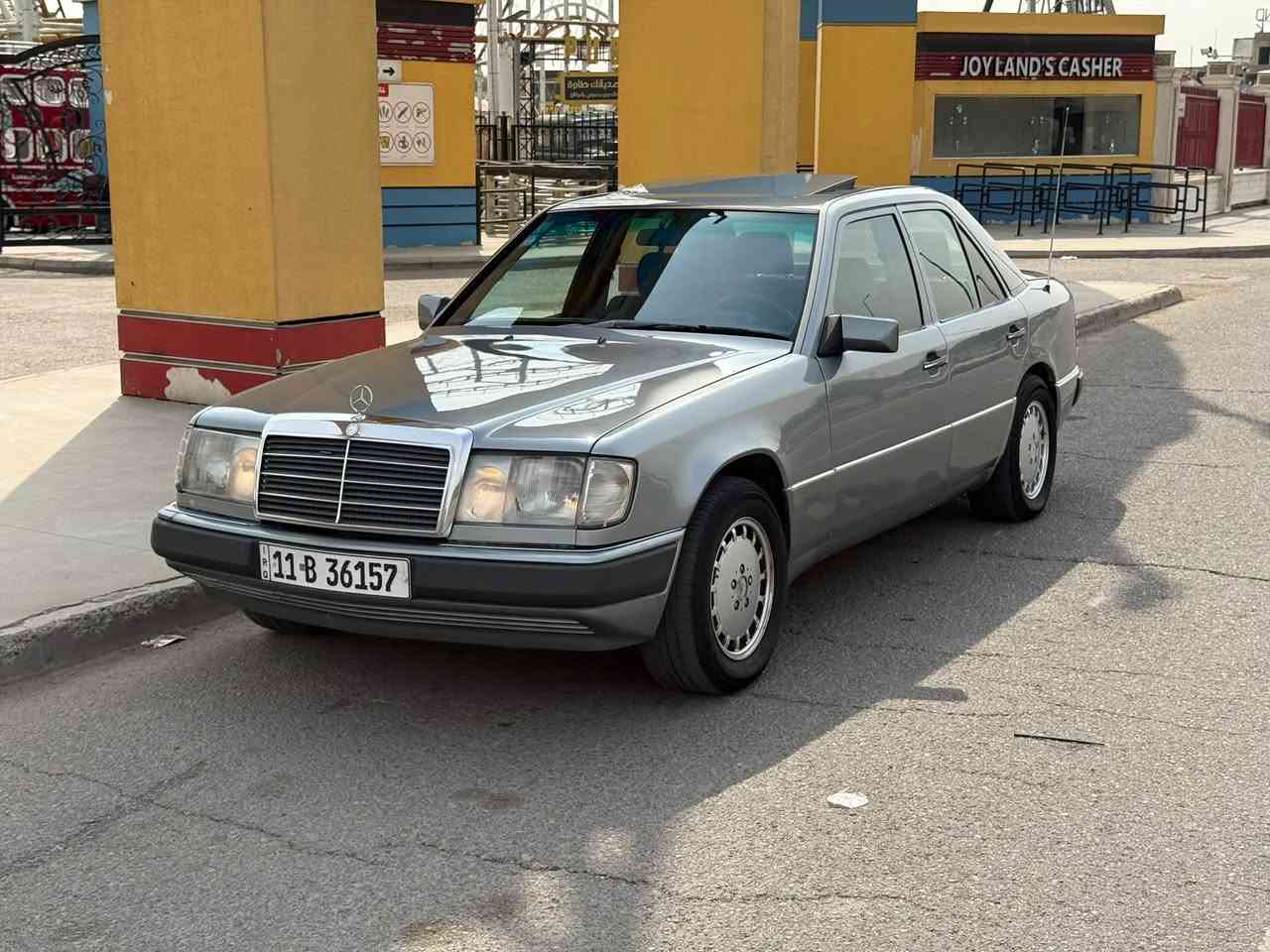 مرسيدس E300 • موديل ١٩٩٠ • ستة سلندر