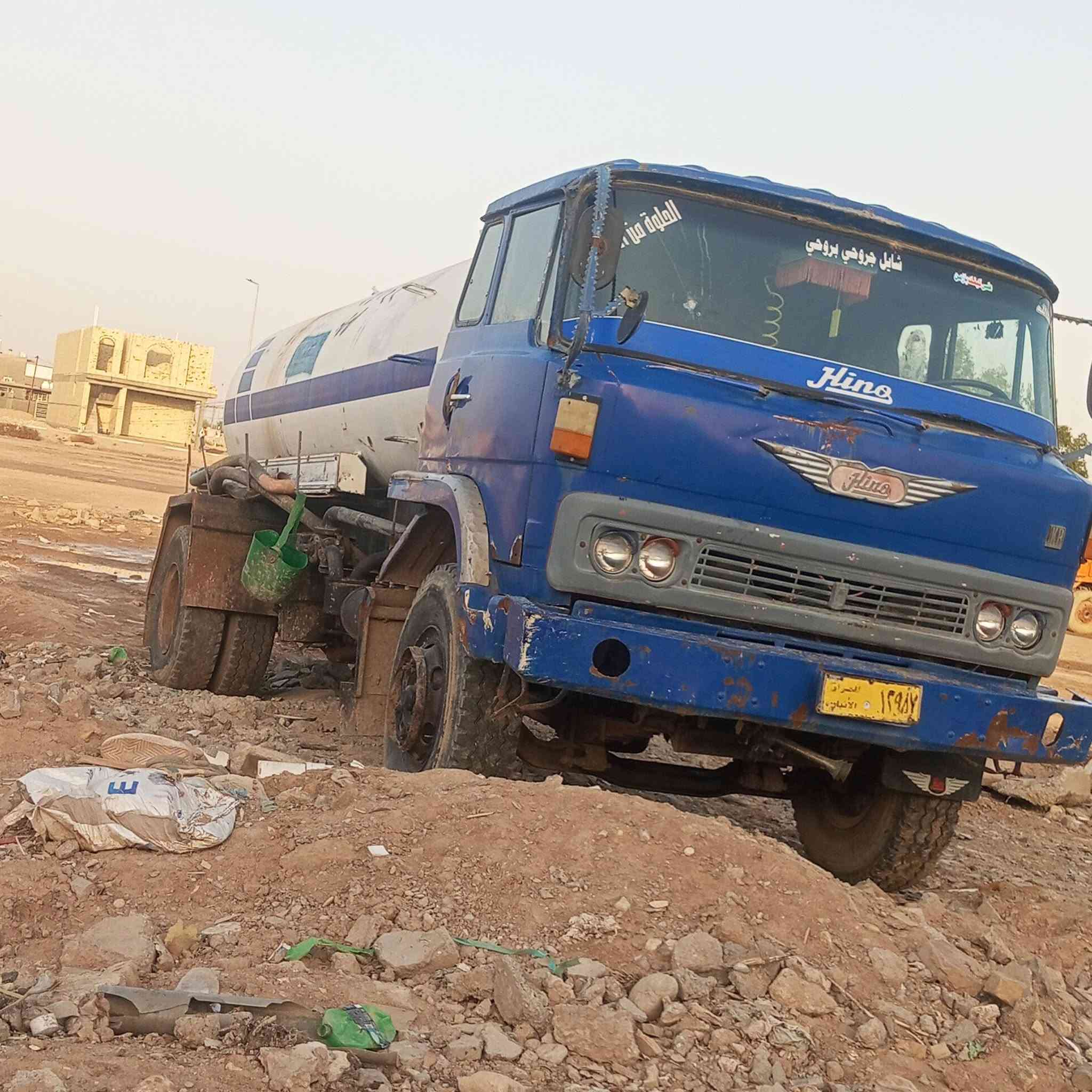 هينو 8طن موديل 82للبيع للاستفسار الاتصال على هذا الرقم ***********
