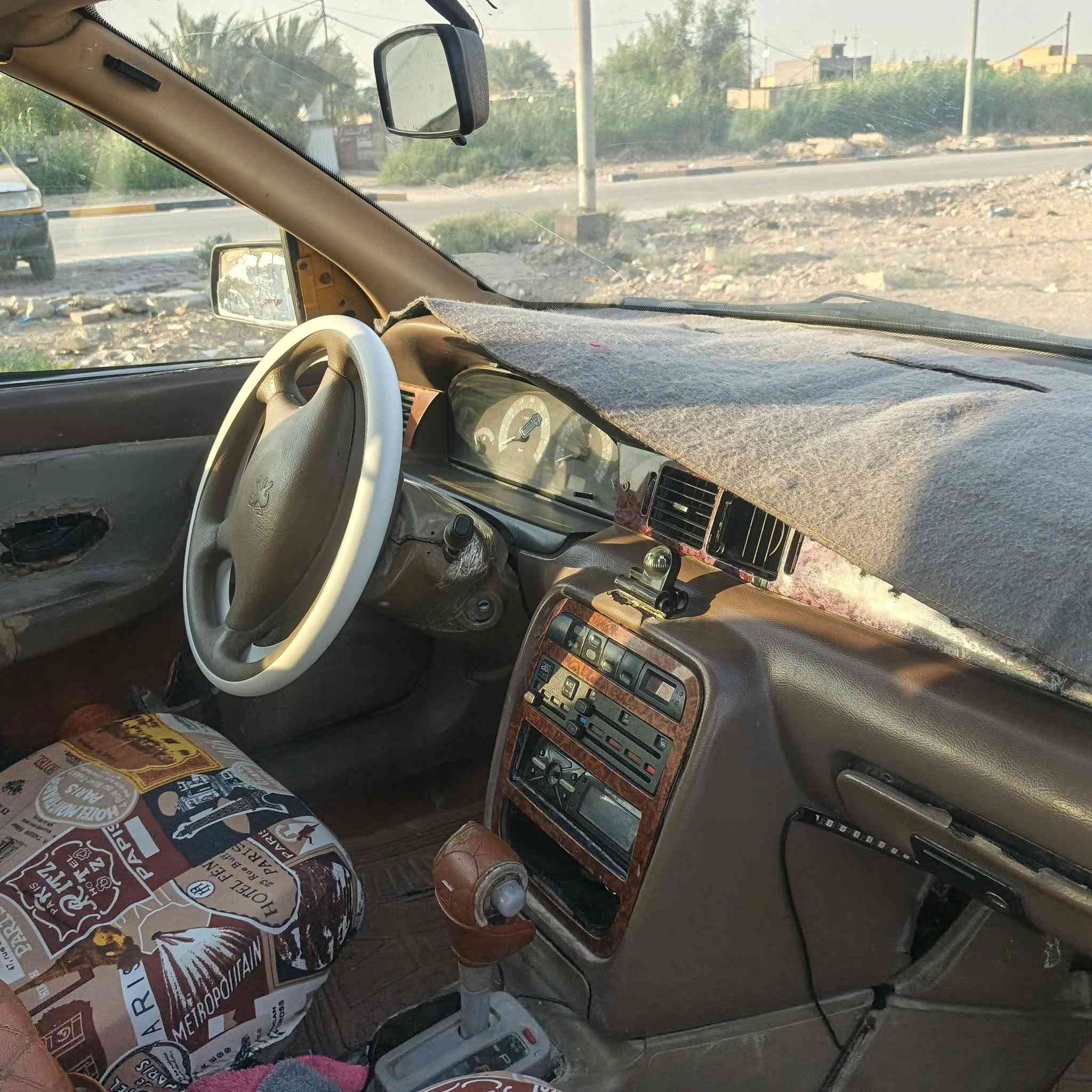 سلام عليكم سيارة لبيع سمند محور بيكاجو موديل 20011سعر25
***********
