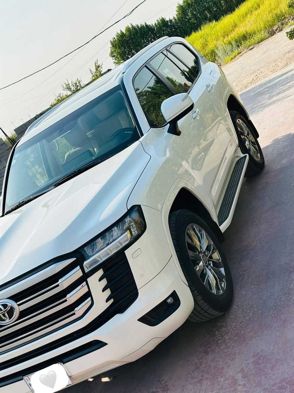 السلام عليكم
لاندكروز موديل 22 ابريم اصل GXR
كفاله عامه السياره جديده كلش
وسونار موجود بلمنشور  
ماشيه 70 الف 
رقم بغداد بأسمي 
مكان سياره بابل 
السعر 62 الف دولار وبيهه مجال
اللاتصال *********** او ***********
