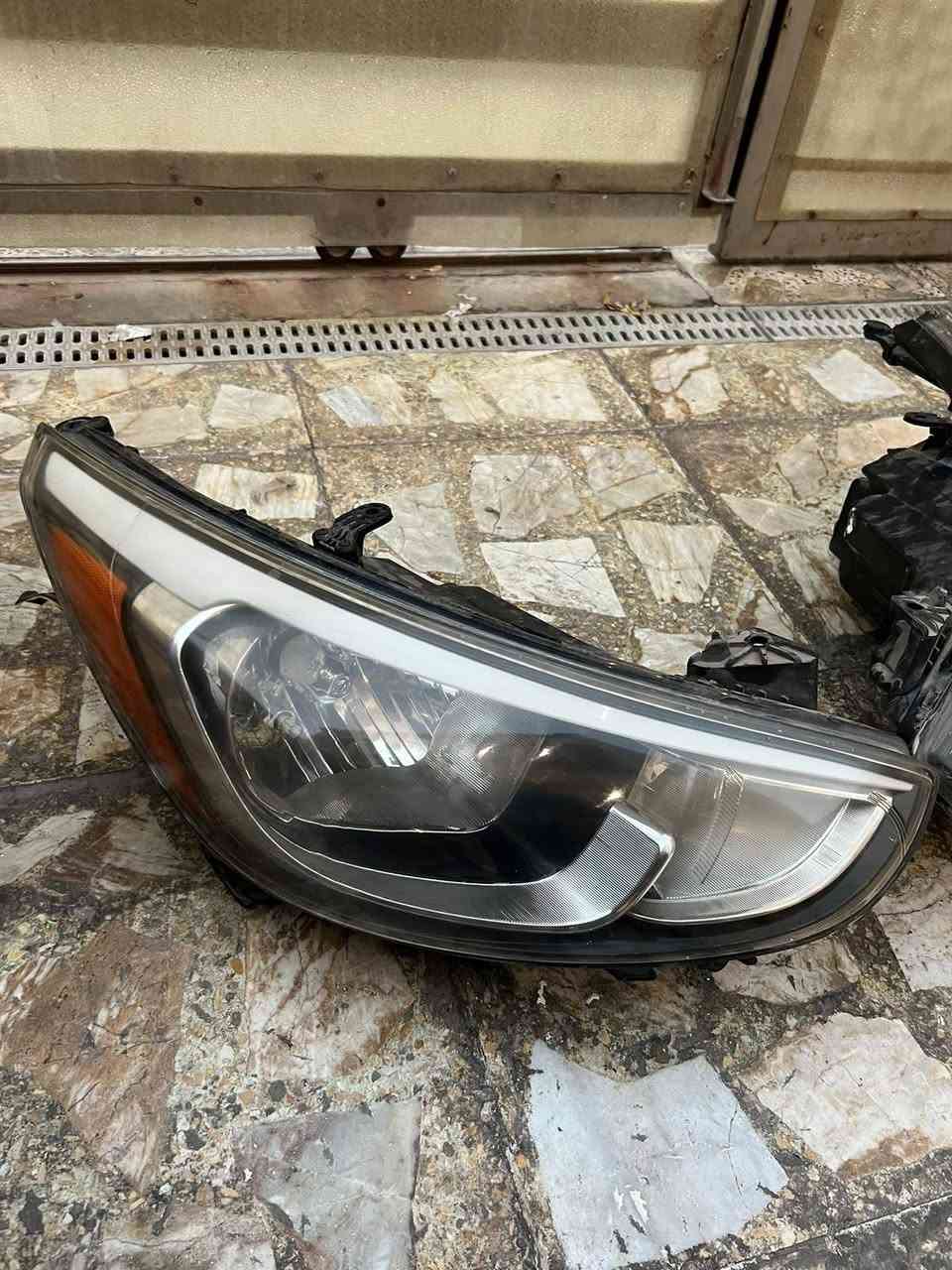 السلام عليكم غراض اكسنت للبيع
زوج ماصدات وتخم مجاول وزوج لدات دبل ريشه لون شمسي  وتخم نوزلات  اكسنت GDi الاتصال *********** العنوان بغداد

