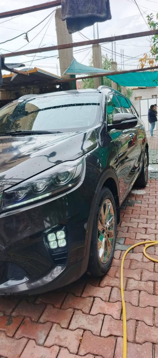 سورنتو 2020 خليجي
٦ سلندر 3500 
السعر جدا جدا مناسب 
كفاله عامه من قطره الصبغ فقط بارد.
فوول مواصفات عدا الفتحه 
تو ويل المرغوب 
اللون جوزي 
مكينه وكير مكفولات من الفتح 
(بصمه تشغيل_ بردات خلفيه_ حساس امامي وخلفي-كامره خلفيه _٧ راكب _٣ قطع تبريد _كشنات بيجي كهرباء -جنطه كهرباء-وضعيات قياده والخ)
السيارة ماشي 77 الف فقط
كتلوكات وبصمات وعده الشركه موجود 
*********** بي واتساب
