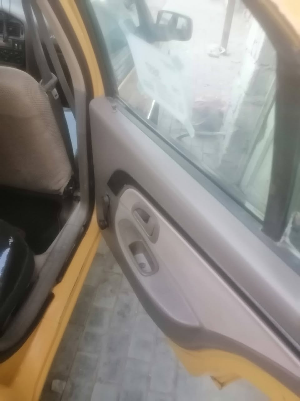 سلام عليكم ورحمة الله وبركاته
بيجو ٤٠٥ موديل ٢٠١٢ سيارة نضيفة ما بيه اخياس صبغ الشركة شواصيي نضيفة ما بيه خياس مكينة جديدة كير جديد باتري دينمئ جديد كذالك نوزلات جديد.... الرقم بغداد انكليزي السنوية لل٢٠٣٠
السعر ٣٢ ورقة وبيه مجال بسيط
رقم صاحب السيارة :- ***********
