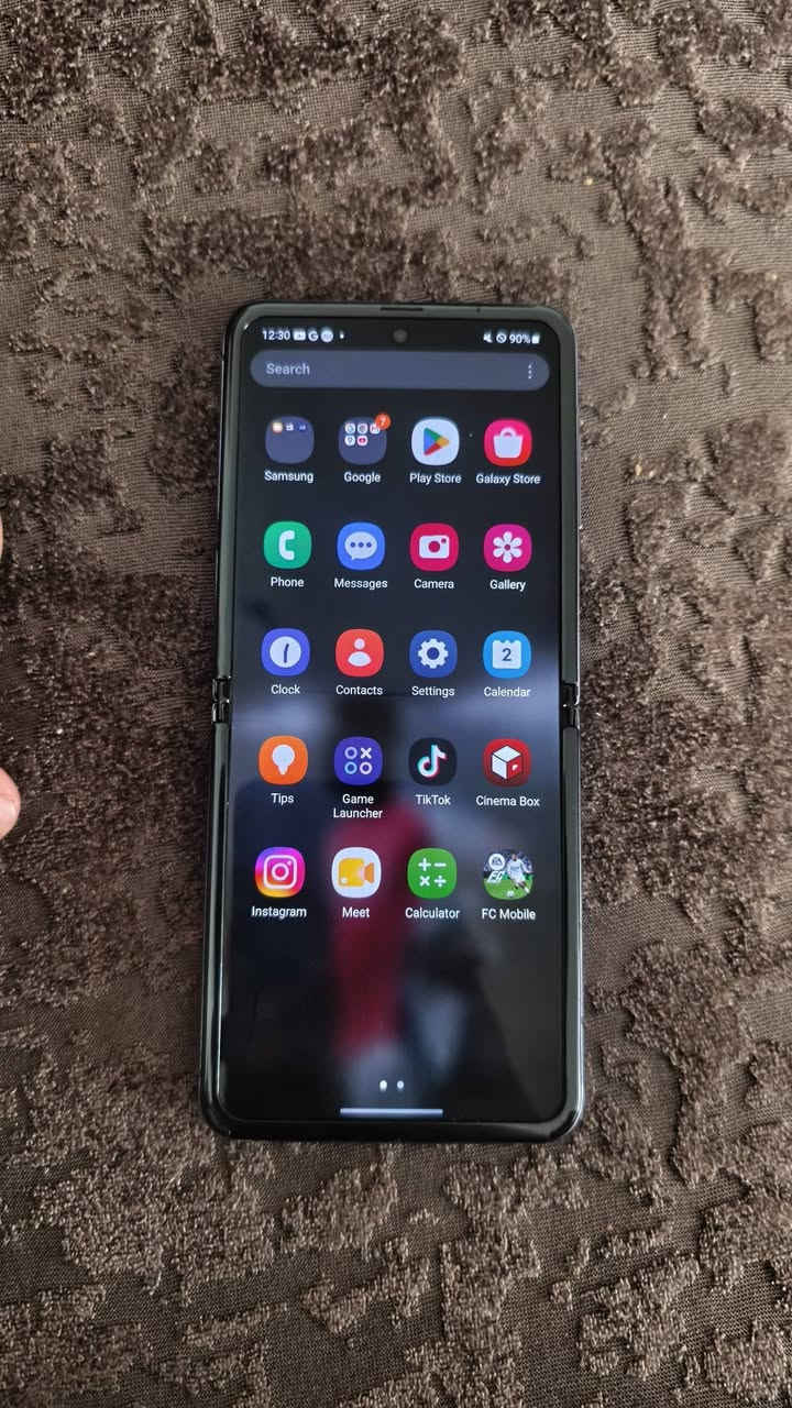 جهاز سامسونك Z Flip نضيف شرط الفحص مابي اي مشكلة الجهاز بدون ملحقات سعر الجهاز 350 العنوان كربلاء قرب فندق البارون تواصل واتساب فقط
0771140561
جهاز سامسونك Z Flip نضيف شرط الفحص مابي اي مشكلة الجهاز بدون ملحقات سعر الجهاز 350 العنوان كربلاء قرب فندق البارون تواصل واتساب فقط
