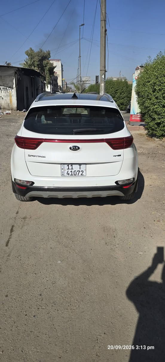 سبورتج جي تي لاين موديل 2020 خليجي رقم بغداد . فول مواصفات مبينه مواصفاتها .
محرك ٢٠٠٠ 
بصمة . وتشغيل عن بعد 
بانوراما 
صندوق كهرباء 
كراسي كهرباء 
كشنات جلد 
ويل ١٩ 
مري شفط وترحيب 
استيرن D
لايت زنون 
تبريد شاشة مناخين 
وباقي المواصفات . السيارة ماشية ٨٥  والسعر ٢٠ الف دولار  لاستفسار *********** بغداد, العراق

نص مكتوب في الصور:
- 20/09/2026 3:19 pm
- 20/09/2026 3:18 pm
- 20/09/2026 3:13 pm