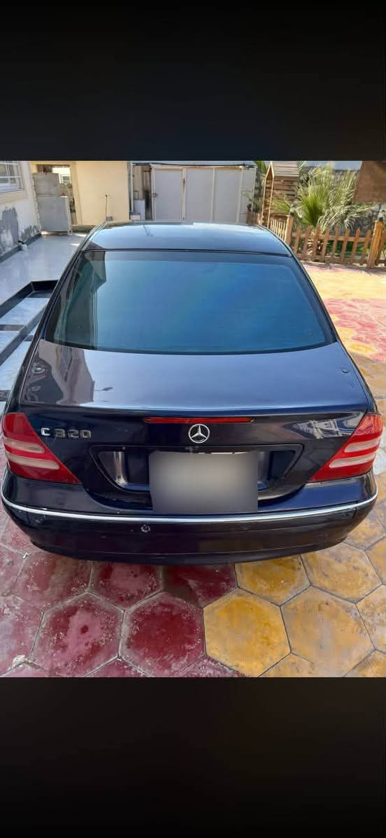 مارسدس موديل 2000 كير ومكينه ياباني السياره جاهزه  رقم اربيل شرط التحويل مصبوغه عام جماليه فقط *********** السعر 45
