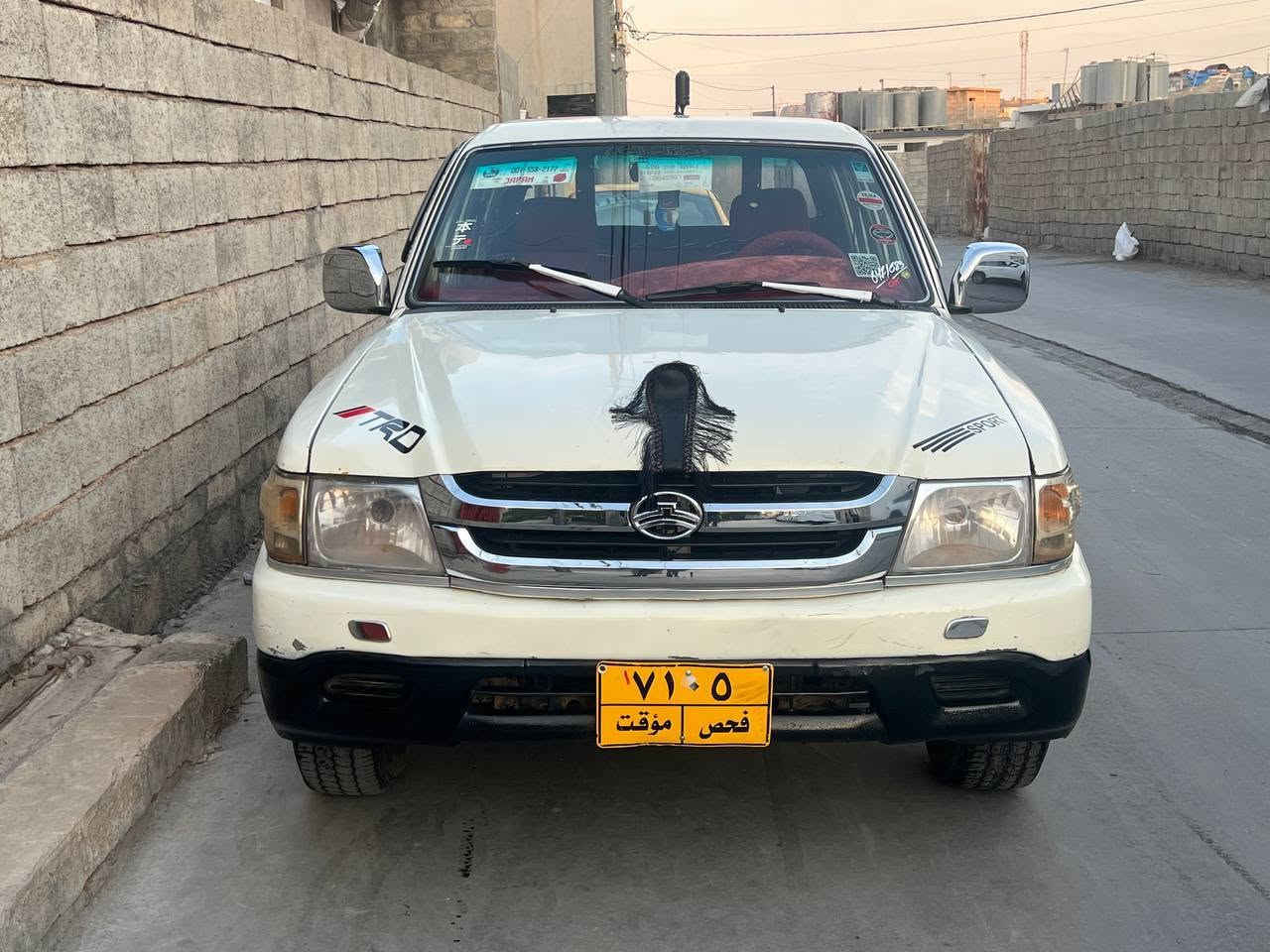 سلام علکم 
پیکاب دێر ... مەکینە بەخاخ ،،، بەخ کورت گێڕ کورت ،،،

کۆدی بۆ کراوە و مەنەفێس فسفۆڕ ئەسلی ،،،،،

گێڕ ،، مەکینە ،، اکسل ،، بەشەرتی 100 فیتەر ،، 

قفڵ مەرکەزی ،، چوار جام کارەبا ،، لایت زینۆن ،، 

کارەبایی و گشت گیانی بەشەرت ،، 

دەعامی بۆ دەعامی بەشەرت فیتەر ،، 

نرخ 39 گەڵا و مەجالێ برایانە ،،

ژ.م *********** .
