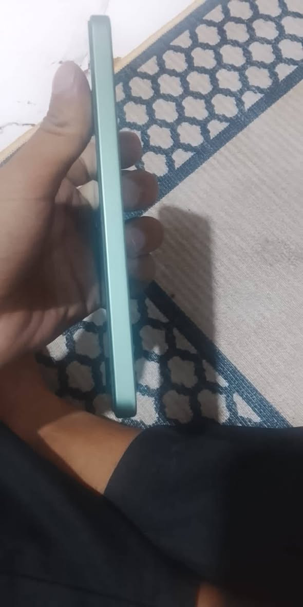 جهاز بوكو x7 برو للبيع الجهاز مستعمل شهرين كامل ملحقاته بطاريته 99 ذاكرته 512 عشوائية 24 تفحص وين ما كان سعره 475 بيه مجال عنواني بصره الحيانيه للتواصل واتساب ***********
