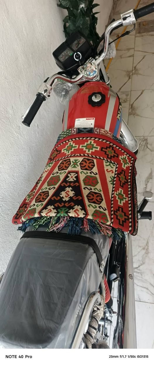 وينه اليدور نضيف وجديد نامه شبه شلامجه مكفوله كفاله عامه من لبرغي للبرغي غراض حاطله كله شلامجه مديل ٢٦ صاله شهر من طالعه مكاني كربلاء طويريج للستفسار ‏‪***********‬‏
