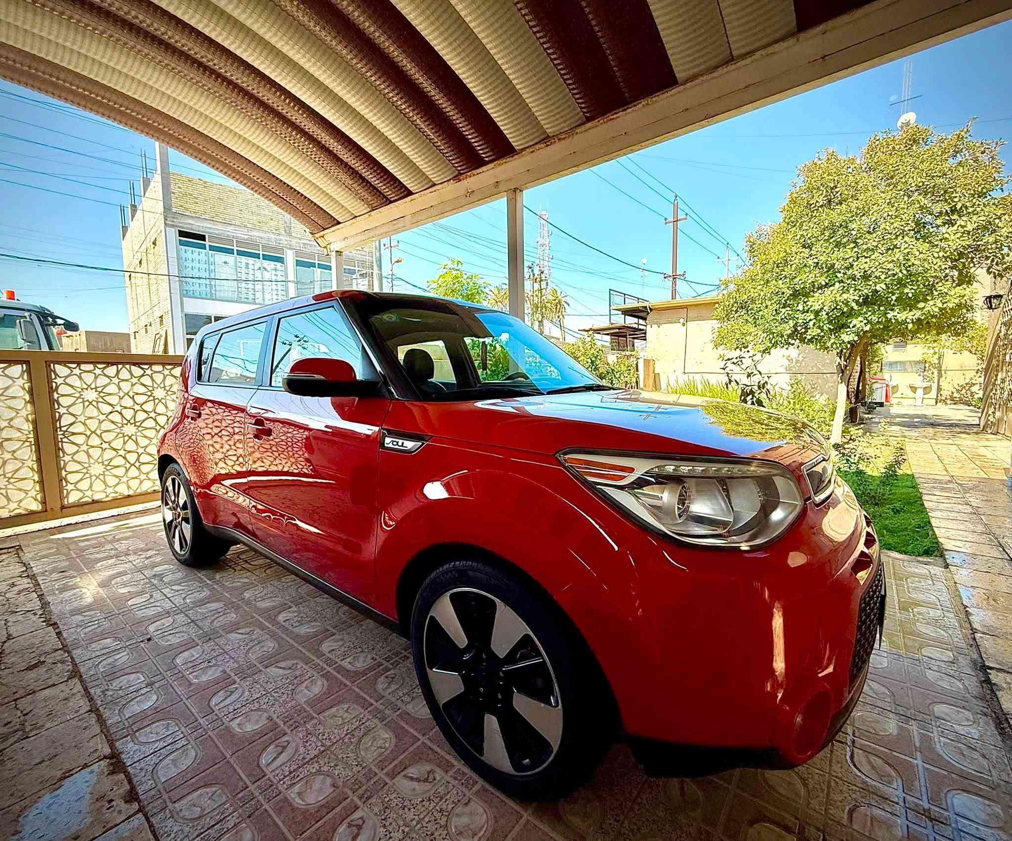 السلام عليكـم 
(كيا صول 2015 )
FOR SALE | KIA SOUL 
2015 | Full Option (1/1)
⚒️ الضـرر ؛ حادث بسيط جداً ( تبديل جاملغ وباب بلادي بدون صبغ ، بدون دواخل بدون ايرباك ) 
فول مواصفات 1/1💯
إذا تبحث عن سيارة نظيفة، أنيقة، ومتكاملة بالمواصفات
✅ فول مواصفات (1/1)
✅ تشغيل بصمة + بصمة أبواب
✅ مرايا شفط مع إشارات وترحيب
✅ بانوراما
✅ كشنات جلد فاخرة
✅ تدفئة وتبريد للمقاعد
✅ تحكم كهربائي بالمقاعد
✅ شاشة حديثة مع Apple CarPlay
✅ منظومة زينون
✅ تبريد ثلج
✅ صدر أمامي وخلفي مبدل جديد
✅المسافه المقطوعه 60 k/m
💰السعر ؛ 108 $ وبيه مجال جداً جداً بسيـط 
📍المكان ؛ بابل _ ناحية الأمـام 💯

📲 WhatsApp:***********

رجاءاً الشراي يتصل - واذا ما عجبتك السياره اترك تعليق يدل على اخلاقك وذوقك ..
