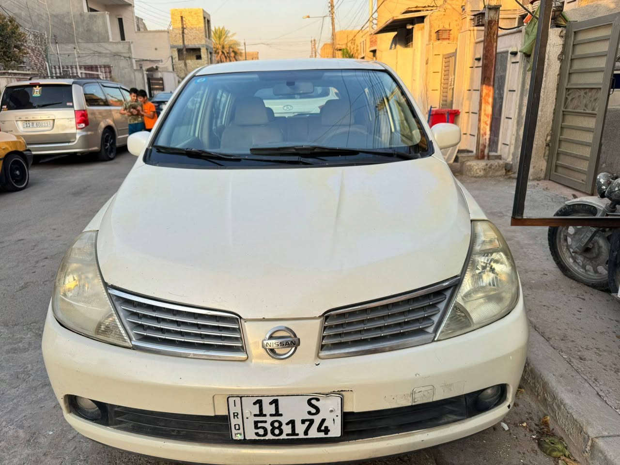 تيدا 2007 خليجي محرك 1600كفالة كير ومكينة وكهربائيات
باتري جديد وزوج تايرات امامي جديد 
بيها كم قطعة صبغ بس ابيع حزام 
تبريد شغال ورقم انكليزي باسمي تحويل ثاني يوم 
مكان بغداد حي العامل للاتصال ع الرقم 
***********
سعر 65وبيها مجال بسيط
