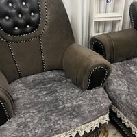 تخم • ١٠ مقاعد • الشعب