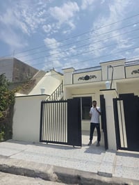 سنتر الزوراء • ١٠٠م • طابو ملك صرف