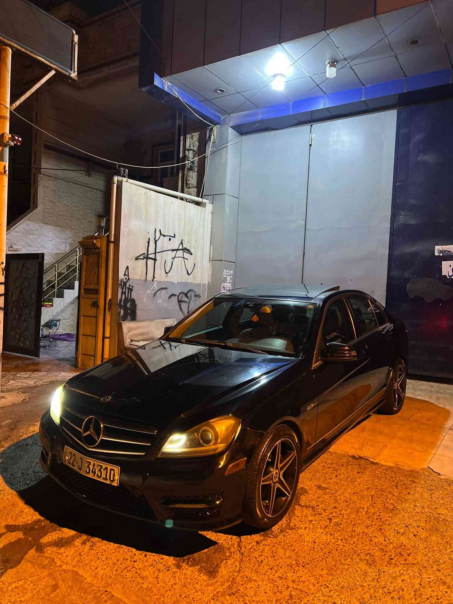 مارسدس C350 2012
مارسدس 6 سلندر للبيع مكينة الفوك المرغوبة 
350 بدون cgi 
كير ومكينة كفالة عامة السيارة مثل العسل
فول مواصفات للاخير amg بلاد
دعاميات ودوس 
سيارة فول الفول 
بانوراما 
لايتات زنون متحرك 
حساسات امامية خلفية 
كامرة خلفية
كشنات جلد وهيتر
شاشة اعطال وعينة e class 
شاشة جبيرة
ماوس وتحكمات كامله
سماعات هارمون كاردون
مري شفط
مري ضد الاضائة العالية
رقم وسنوية جديد لل ٢٨ 
تريد تحويل وكالة حاظر 
السيارة بيها ٣ قطع رش بدون ضربة 
فقط الجنطة بيها ضربة خفيفة
وبيها ٣ اماكن تعديل
بدون شواصي 
سيارة متواجدة باربيل
السعر عل خاص 
رقمي*********** بي واتس اب
