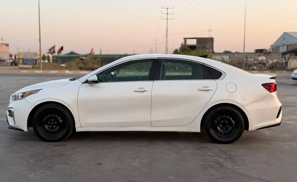 السلام عليكم
لبيع كيا فورتي
موديل 2019
وارد • امريكي
مكينه 2000دوش
السعر 75 محتاج واريد ابيع  للتواصل؛
***********
