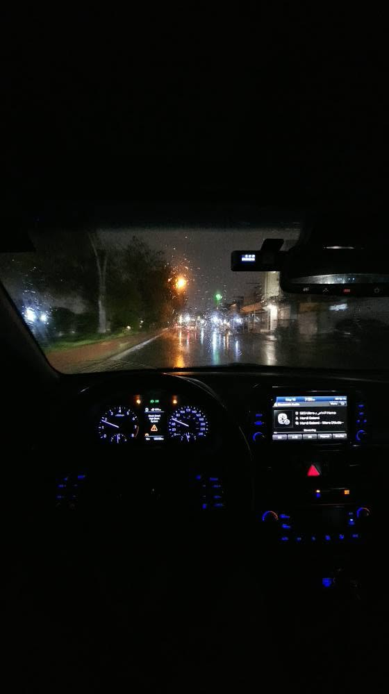 النترا موديل 2018 فول رياضي 

          حجم المكينه : 1600 تيربو 
المسافه المقطوعه : 160km الف ميل 
                   
 الضرر : صندوق بدون دواخل مع صبغ جاملغ 
مواصفاتها 
1. شاشه
2. كامرا 
3. بصمه 
4. رادار امامي 
5. رادارات جانبيه
6. تبريد كشنات 
7. هيترات بالكشنات 
8. لايتات زنون عالي ناصي ٣ عدسات 
9. لد امامي 
10. بكلايت لد 
11. اوتو ستوب 
12. بانوراما 
13. تحديد سرعة 
14. مانع انزلاق 
15. حساسات خلفيه
16. هندبريك بصمه
17. اوتو هولد
18. ستيرن هيتر 
19.بصمه ابواب
20.كشنات كهرباء

السعر : 106 وبي مجال 

تفاصيل اكثر هذا رقمي ***********  
مكان السياره كركوك 
رقم سيارة كركوك مشروع وطني لحد 2030 جديد 
شرط غرامة و تحويل كركوك, العراق
