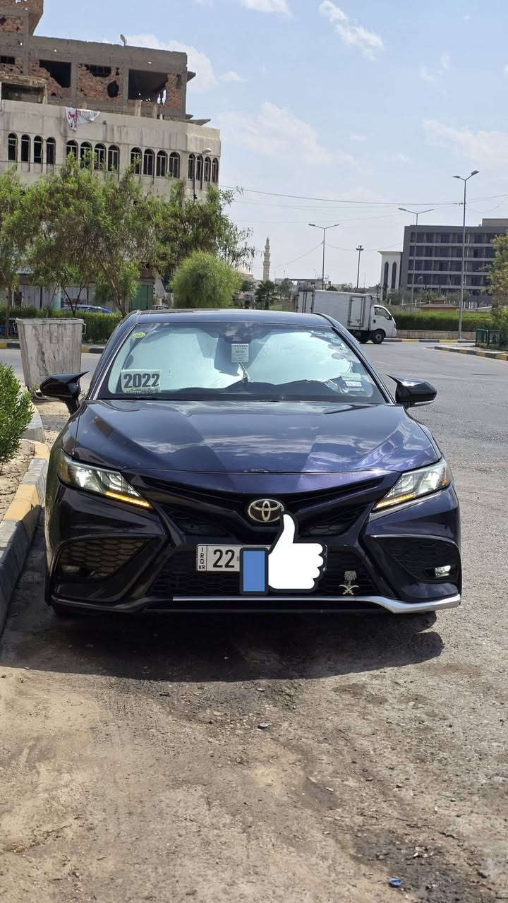 السلام عليكم
كامري موديل 2022 XSE نيلي 
فول مواصفات بس بدون بانوراما 
ضرر بابين جهة الراكب فقط 
ماشيه 65 الف 
باسمي تحويل ثاني يوم 
سياره مال بيت جاهزه من كلشي ما تصرف عليها دينار 
الباقي كلو شرط 
سعر ١٨٣ وبي مجال 
*********** بي واتساب
